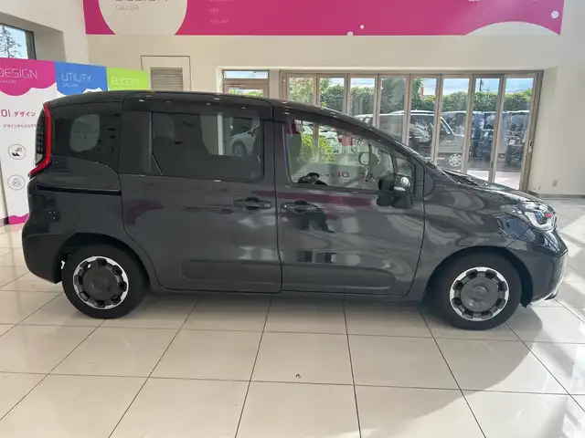 トヨタ シエンタ Z 埼玉県 2023(令5)年 2.2万km ダークグレー トヨタセーフティセンス/10.5インチディスプレイオーディオPlus/　　BT/USB/フルセグ/MiraCast/バックカメラ/レーダークルーズコントロール/両側パワースライドドア/ブラインドスポットモニター/コーナーセンサー/ステアリングスイッチ/スマートキー2本/ビルトインETC2.0