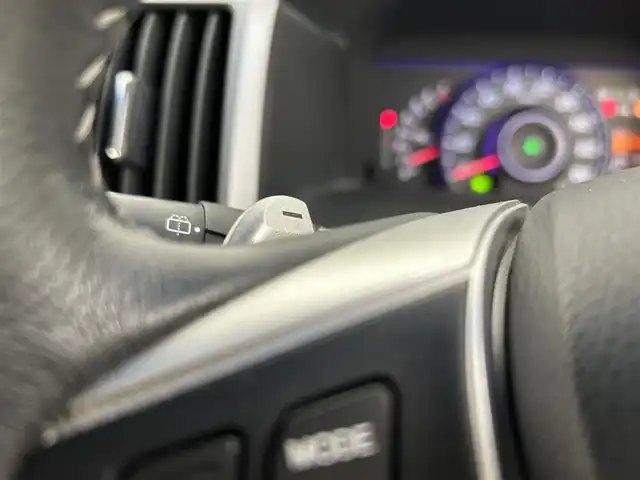 ホンダ ステップワゴン スパーダ Z クールスピリット 千葉県 2014(平26)年 7.4万km ホワイトオーキッドパール 禁煙車/両側電動ドア/クルーズコントロール/社外7インチメモリナビ/・型番：MDV-Z701/・CD/DVD/Bluetooth/フルセグTV/・バックカメラ/・ビルトインETC/革巻きステアリング/・ステアリングスイッチ/・パドルシフト/左右独立エアコン/純正フロアマット/純正１７インチAW/オートライト/・キセノンヘッドライト/・フォグランプ