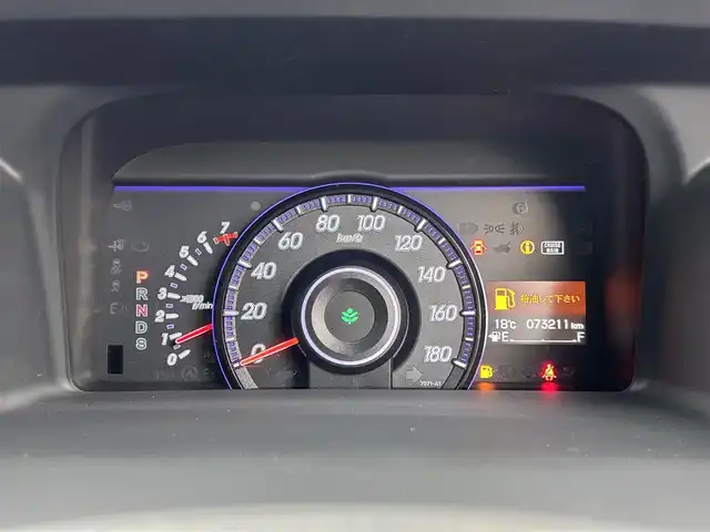 ホンダ ステップワゴン スパーダ Z クールスピリット 千葉県 2014(平26)年 7.4万km ホワイトオーキッドパール 禁煙車/両側電動ドア/クルーズコントロール/社外7インチメモリナビ/・型番：MDV-Z701/・CD/DVD/Bluetooth/フルセグTV/・バックカメラ/・ビルトインETC/革巻きステアリング/・ステアリングスイッチ/・パドルシフト/左右独立エアコン/純正フロアマット/純正１７インチAW/オートライト/・キセノンヘッドライト/・フォグランプ