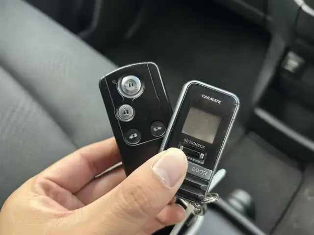 ホンダ ステップワゴン スパーダ Z クールスピリット 千葉県 2014(平26)年 7.4万km ホワイトオーキッドパール 禁煙車/両側電動ドア/クルーズコントロール/社外7インチメモリナビ/・型番：MDV-Z701/・CD/DVD/Bluetooth/フルセグTV/・バックカメラ/・ビルトインETC/革巻きステアリング/・ステアリングスイッチ/・パドルシフト/左右独立エアコン/純正フロアマット/純正１７インチAW/オートライト/・キセノンヘッドライト/・フォグランプ