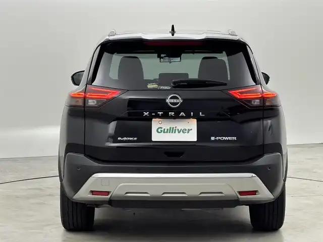 日産 エクストレイル G e－4ORCE 福岡県 2022(令4)年 2.1万km ダイヤモンドブラック サンルーフ　/純正９型ナビ/フルセグTV　/バックカメラ　/ＢＯＳＥプレミアムサウンド　/ワイヤレス充電　/デジタルルームミラー　/前後ドラレコ　/ビルトインETC２．０　/プロパイロット　/コーナーセンサー　/エマージェンシーブレーキ　/レーンキープ　/ブラインドスポットモニター　/パーキングアシスト　/ヒルディセントコントロール/シートヒーター　/ステアリングヒーター　/パワーバックドア　/純正１９インチアルミホイール