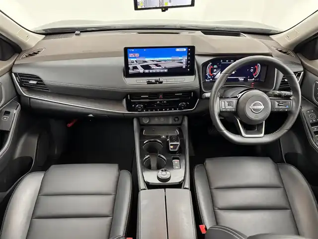 日産 エクストレイル G e－4ORCE 福岡県 2022(令4)年 2.1万km ダイヤモンドブラック サンルーフ　/純正９型ナビ/フルセグTV　/バックカメラ　/ＢＯＳＥプレミアムサウンド　/ワイヤレス充電　/デジタルルームミラー　/前後ドラレコ　/ビルトインETC２．０　/プロパイロット　/コーナーセンサー　/エマージェンシーブレーキ　/レーンキープ　/ブラインドスポットモニター　/パーキングアシスト　/ヒルディセントコントロール/シートヒーター　/ステアリングヒーター　/パワーバックドア　/純正１９インチアルミホイール