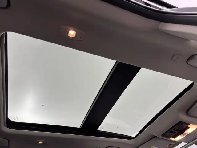 日産 エクストレイル G e－4ORCE 福岡県 2022(令4)年 2.1万km ダイヤモンドブラック サンルーフ　/純正９型ナビ/フルセグTV　/バックカメラ　/ＢＯＳＥプレミアムサウンド　/ワイヤレス充電　/デジタルルームミラー　/前後ドラレコ　/ビルトインETC２．０　/プロパイロット　/コーナーセンサー　/エマージェンシーブレーキ　/レーンキープ　/ブラインドスポットモニター　/パーキングアシスト　/ヒルディセントコントロール/シートヒーター　/ステアリングヒーター　/パワーバックドア　/純正１９インチアルミホイール