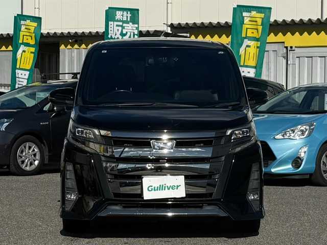 トヨタ ノア Si ダブルバイビー 愛知県 2017(平29)年 5.3万km ブラック /純正9インチSDナビ//純正フルセグTV//AM/FM/CD/DVD/SD/BT//バックカメラ//ビルトインETC//純正ドライブレコーダー//純正フリップダウン後席モニター//横滑り防止装置//ヒルスタートアシストコントロール//Toyota Safety Sense C//オートハイビーム//衝突被害軽減ブレーキ//レーンアシスト//先行発進告知機能//クルーズコントロール//ECO MODE//ステアスイッチ//純正16インチアルミホイール//純正LEDオートライト//フロントフォグランプ//両側パワースライドドア//バックドアイージークローザー//オートリトラミラー//シートバックテーブル//サイドテーブル//ISOFIX//後席用サンシェード//ダブルエアバック//スマートキー//スペアキー1本//取扱説明書//ナビ説明書//保証書//記録簿(R2/R4/R6)