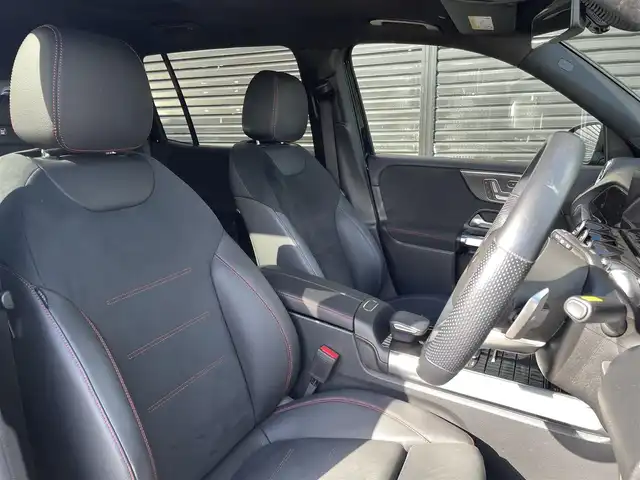 メルセデス・ベンツ Ｍ・ベンツ ＧＬＢ２００ｄ 4マチック AMGライン 三重県 2022(令4)年 4.4万km コスモスブラック ＡＣＣ/純正ナビ/純正ドラレコ/３６０°カメラ/ＥＴＣ/ＬＥＤヘッドライト/サンルーフ/ハーフレザー/シートヒーター/Ｂｌｕｅｔｏｏｔｈ/アンビエントライト/純正１８インチＡＷ