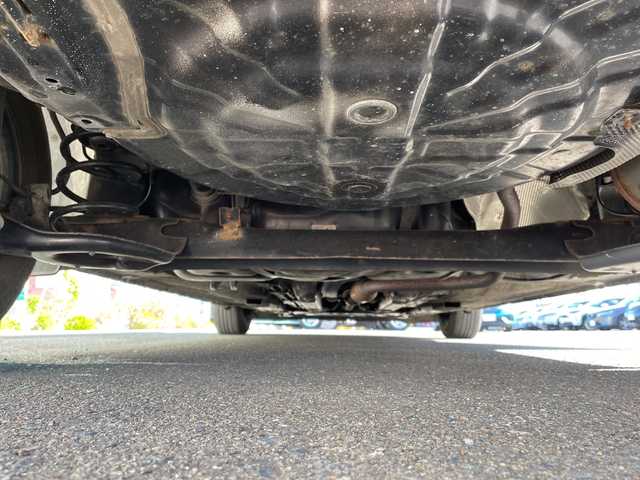 日産 ノート e－パワー X 青森県 2017(平29)年 13.1万km ブリリアントホワイトパール ワンオーナー/純正SDナビ・フルセグTV/CD・DVD・Bluetooth・SD/アラウンドビューモニター/エマージェンシーブレーキ/車線逸脱警報/フロント・バックソナー/ヒーター付ドアミラー/横滑り防止機能/ETC/ステアリングスイッチ/LEDヘッドライト/オートライト/フォグランプ/保証書・取扱書