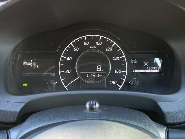 日産 ノート e－パワー X 青森県 2017(平29)年 13.1万km ブリリアントホワイトパール ワンオーナー/純正SDナビ・フルセグTV/CD・DVD・Bluetooth・SD/アラウンドビューモニター/エマージェンシーブレーキ/車線逸脱警報/フロント・バックソナー/ヒーター付ドアミラー/横滑り防止機能/ETC/ステアリングスイッチ/LEDヘッドライト/オートライト/フォグランプ/保証書・取扱書