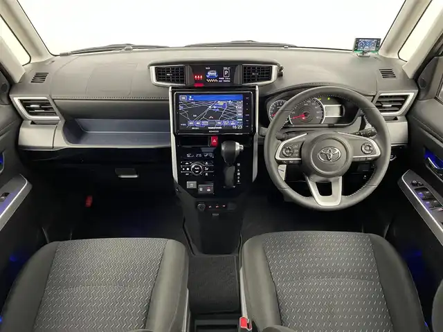 トヨタ ルーミー カスタムG－T 埼玉県 2021(令3)年 4万km パールホワイトⅢ スマートアシスト　社外９インチナビ　バックカメラ　ビルトインＥＴＣ　レーダークルーズコントロール　ミラー一体型ドラレコ　シートヒーター　ＨＤＭＩ　純正アルミホイール　オートハイビーム　ＬＥＤ　地デジ