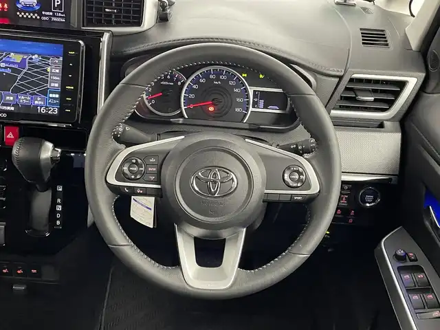 トヨタ ルーミー カスタムG－T 埼玉県 2021(令3)年 4万km パールホワイトⅢ スマートアシスト　社外９インチナビ　バックカメラ　ビルトインＥＴＣ　レーダークルーズコントロール　ミラー一体型ドラレコ　シートヒーター　ＨＤＭＩ　純正アルミホイール　オートハイビーム　ＬＥＤ　地デジ