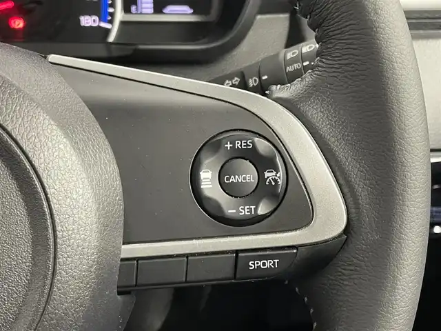 トヨタ ルーミー カスタムG－T 埼玉県 2021(令3)年 4万km パールホワイトⅢ スマートアシスト　社外９インチナビ　バックカメラ　ビルトインＥＴＣ　レーダークルーズコントロール　ミラー一体型ドラレコ　シートヒーター　ＨＤＭＩ　純正アルミホイール　オートハイビーム　ＬＥＤ　地デジ