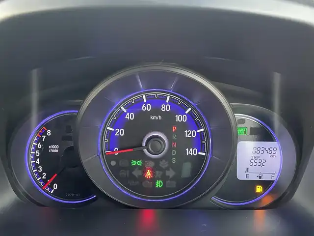 ホンダ Ｎ ＷＧＮ カスタム Gターボ SSクールPKG 香川県 2015(平27)年 8.4万km プレミアムホワイトパールⅡ 特別仕様車/→クオリティインテリア(プライムスムース＆ジャージコンビシート)/・バーガンディダブルステッチ/→インパネガーニッシュ/【レイヤードクリアパネル、シルバーライン】/→ドアライニング【表皮付】/→カスタムデザインバンパー【フロント/リア】/→運転席用iーSRSエアバック【連続容量変化タイプ】/→助手席用SRSエアバック/→VSA【ABS+TCS+横滑り抑制】/→カラードテールゲートスポイラー【連続容量変化タイプ】/→プラズマクラスターオートエアコン/→オートリトラミラー/→特別仕様車専用フロントグリル/→IRカット(遮熱)/UVカット機能付フロントウィンドウ/→IRカット(遮熱)/スーパーUVカットフロントドアガラス/→ハーフシェイド・フロントウィンドウ/→ディスチャージヘッドライト/→エマージェンシーストップシグナル/→アイドリングストップ/社外SDナビ/【フルセグTV/AM/FM/Bluetooth】/バックカメラ/革巻きステアリング/ステアリングリモコン/クルーズコントロール/パドルシフト/純正フロアマット/純正ドアバイザー/純正１４インチアルミホイール/プッシュスタート/ホンダスマートキーシステム