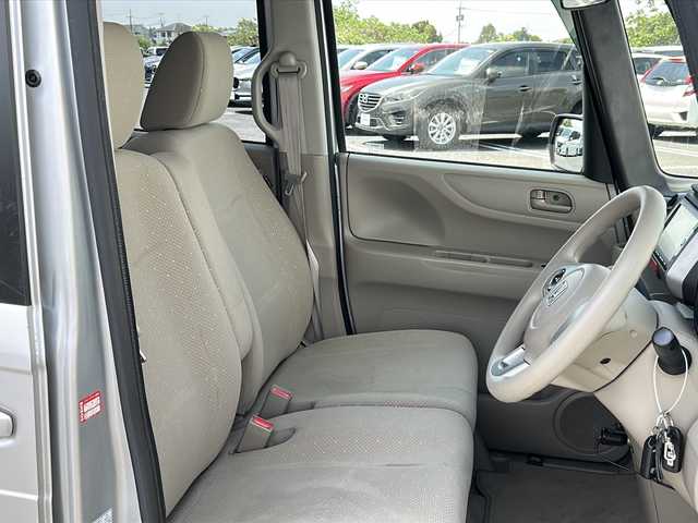 ホンダ Ｎ ＢＯＸ G Lパッケージ 千葉県 2013(平25)年 8.9万km アラバスターシルバーメタリック ナビ　ＶＸＭ－１４５ＶＳｉ　ＤＶＤ再生　バックモニター　前後ドラレコ　スマートキー　スペアキー１本　盗難防止機能　ベンチシート　フルフラットシート　チップアップシート　横滑り防止装置　純正１４ＡＷ