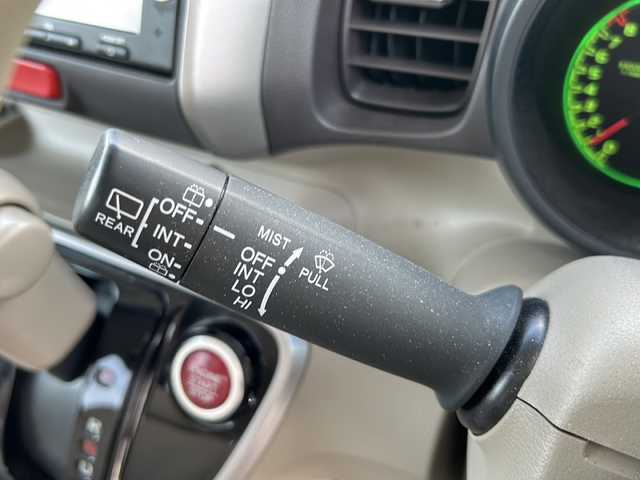 ホンダ Ｎ ＢＯＸ G Lパッケージ 千葉県 2013(平25)年 8.9万km アラバスターシルバーメタリック ナビ　ＶＸＭ－１４５ＶＳｉ　ＤＶＤ再生　バックモニター　前後ドラレコ　スマートキー　スペアキー１本　盗難防止機能　ベンチシート　フルフラットシート　チップアップシート　横滑り防止装置　純正１４ＡＷ