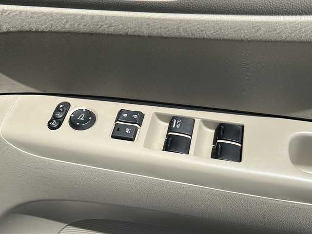 ホンダ Ｎ ＢＯＸ G Lパッケージ 千葉県 2013(平25)年 8.9万km アラバスターシルバーメタリック ナビ　ＶＸＭ－１４５ＶＳｉ　ＤＶＤ再生　バックモニター　前後ドラレコ　スマートキー　スペアキー１本　盗難防止機能　ベンチシート　フルフラットシート　チップアップシート　横滑り防止装置　純正１４ＡＷ