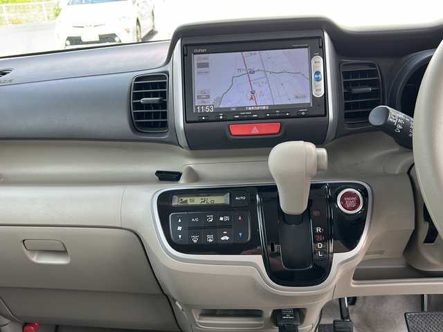 ホンダ Ｎ ＢＯＸ G Lパッケージ 千葉県 2013(平25)年 8.9万km アラバスターシルバーメタリック ナビ　ＶＸＭ－１４５ＶＳｉ　ＤＶＤ再生　バックモニター　前後ドラレコ　スマートキー　スペアキー１本　盗難防止機能　ベンチシート　フルフラットシート　チップアップシート　横滑り防止装置　純正１４ＡＷ