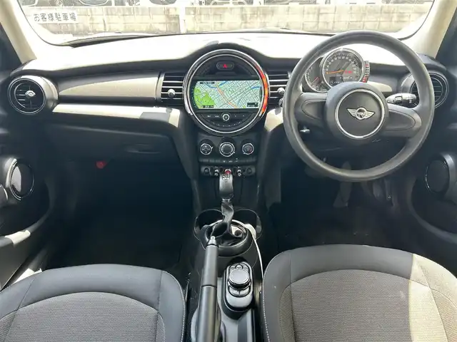 ＭＩＮＩ ミニ ワン 兵庫県 2016(平28)年 2.3万km ベージュ 純正ナビ/(BT/USB/AUX)/ETC/MTモード付/前方ドライブレコーダー/フォグランプ/電動格納ミラー/社外フロアマット/スマートキー