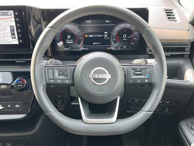 日産 セレナ ハイウェイスター V 茨城県 2023(令5)年 1.8万km パール 純正12.3ナビ/フルセグ/BT/MSV/フリップダウンモニター/全方位カメラ/クルーズコントロール/両側パワースライドドア/LEDオートライト/純正16インチアルミホイール/純正フロアマット/WAC/コーナーセンサー/スマートキー/ETC/横滑り防止装置/レーンキープアシスト/衝突被害軽減システム/禁煙車