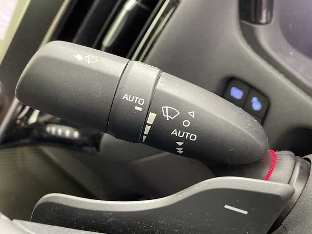 トヨタ クラウン ハイブリッド RS 愛知県 2019(令1)年 4.1万km ホワイトパールクリスタルシャイン 純正メーカーナビ/・CD/DVD/・Bluetooth/・フルセグテレビ/・USB接続/全方位モニター/黒革シート/パワーシート/衝突軽減ブレーキ/レーンキープアシスト/オートマチックハイビーム/レーダークルーズコントロール/ブラインドスポットモニター/ビルトインETC2.0