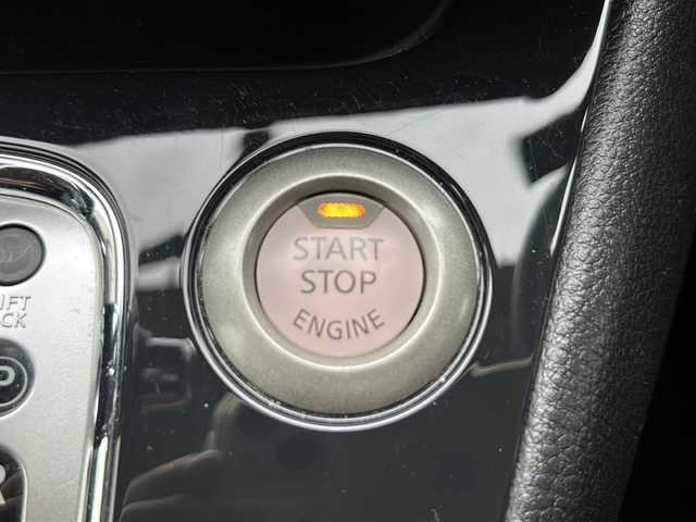 日産 セレナ ハイウェイスター S HV Vセレ 茨城県 2013(平25)年 8.3万km オーロラモーヴ 純正SDナビ/　　BT/CD/DVD/フルセグ/HDMI/アルパインフリップダウンモニター/バックカメラ/両側パワースライドドア/クルーズコントロール/純正16インチアルミホイール/HIDオートライト/アイドリングストップ/スマートキー