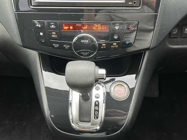 日産 セレナ ハイウェイスター S HV Vセレ 茨城県 2013(平25)年 8.3万km オーロラモーヴ 純正SDナビ/　　BT/CD/DVD/フルセグ/HDMI/アルパインフリップダウンモニター/バックカメラ/両側パワースライドドア/クルーズコントロール/純正16インチアルミホイール/HIDオートライト/アイドリングストップ/スマートキー