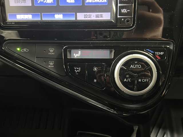 トヨタ アクア S スタイルブラック 広島県 2019(平31)年 5.4万km ダークブルーマイカ 禁煙車/トヨタセーフティセンス/・プリクラッシュセーフティ/・レーンディパーチャーアラート/・オートマチックハイビーム/・先行車発進お知らせ/クリアランスソナー/純正ナビ（NSCD-W68）/・ワンセグ/CD/Bluetooth/バックカメラ/ステアリングスイッチ/オートライト/スマートキー-/プッシュスタート/ドライブレコーダー（DRV-830）/ドアバイザー/モデリスタ15インチアルミホイール/スタッドレスタイヤ車載（175/65R15）