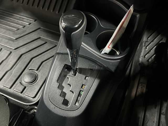 トヨタ アクア S スタイルブラック 広島県 2019(平31)年 5.4万km ダークブルーマイカ 禁煙車/トヨタセーフティセンス/・プリクラッシュセーフティ/・レーンディパーチャーアラート/・オートマチックハイビーム/・先行車発進お知らせ/クリアランスソナー/純正ナビ（NSCD-W68）/・ワンセグ/CD/Bluetooth/バックカメラ/ステアリングスイッチ/オートライト/スマートキー-/プッシュスタート/ドライブレコーダー（DRV-830）/ドアバイザー/モデリスタ15インチアルミホイール/スタッドレスタイヤ車載（175/65R15）