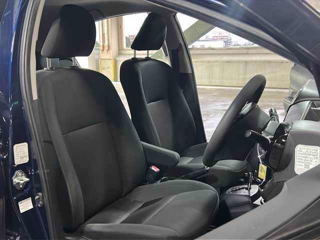 トヨタ アクア S スタイルブラック 広島県 2019(平31)年 5.4万km ダークブルーマイカ 禁煙車/トヨタセーフティセンス/・プリクラッシュセーフティ/・レーンディパーチャーアラート/・オートマチックハイビーム/・先行車発進お知らせ/クリアランスソナー/純正ナビ（NSCD-W68）/・ワンセグ/CD/Bluetooth/バックカメラ/ステアリングスイッチ/オートライト/スマートキー-/プッシュスタート/ドライブレコーダー（DRV-830）/ドアバイザー/モデリスタ15インチアルミホイール/スタッドレスタイヤ車載（175/65R15）