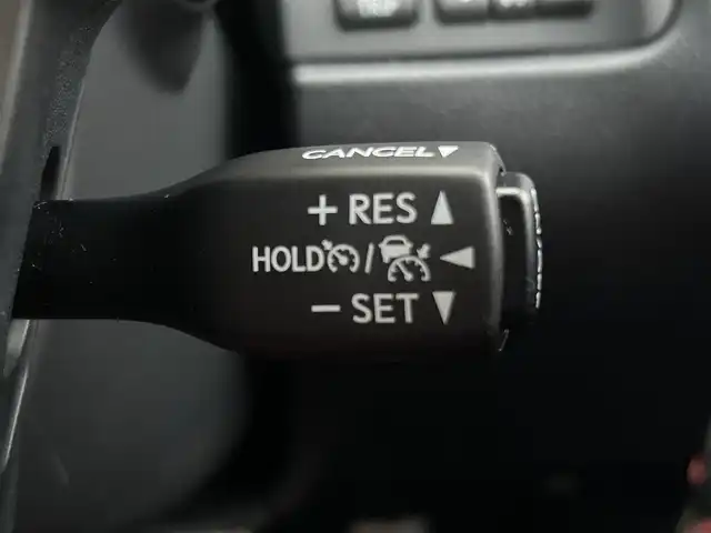 レクサス ＲＸ 300 Fスポーツ 福岡県 2021(令3)年 2万km ホワイトノーヴァガラスフレーク パノラマサンルーフ/ＬｅｘｕｓＳａｆｅｔｙＳｙｓｔｅｍ＋　/三眼LED/赤革シート/前席エアシート　/全席シートヒーター/ステアリングヒーター/純正ナビ　/全方位カメラ/フルセグTV/Bluetooth/前後ドライブレコーダー/純正２０インチアルミホイール/ETC2.0/取扱説明書/保証書