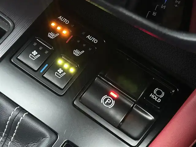 レクサス ＲＸ 300 Fスポーツ 福岡県 2021(令3)年 2万km ホワイトノーヴァガラスフレーク パノラマサンルーフ/ＬｅｘｕｓＳａｆｅｔｙＳｙｓｔｅｍ＋　/三眼LED/赤革シート/前席エアシート　/全席シートヒーター/ステアリングヒーター/純正ナビ　/全方位カメラ/フルセグTV/Bluetooth/前後ドライブレコーダー/純正２０インチアルミホイール/ETC2.0/取扱説明書/保証書