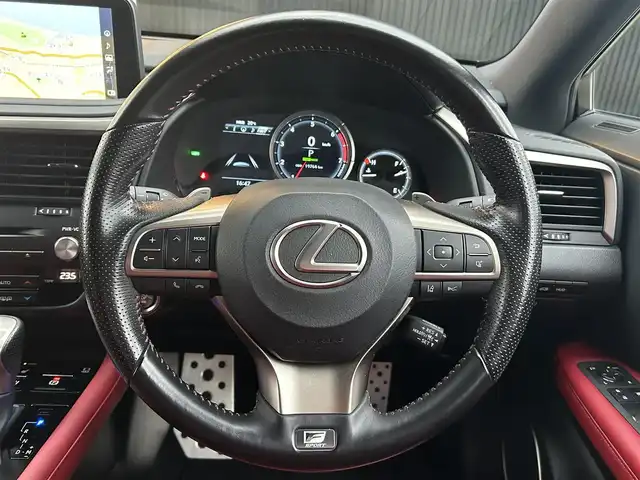 レクサス ＲＸ 300 Fスポーツ 福岡県 2021(令3)年 2万km ホワイトノーヴァガラスフレーク パノラマサンルーフ/ＬｅｘｕｓＳａｆｅｔｙＳｙｓｔｅｍ＋　/三眼LED/赤革シート/前席エアシート　/全席シートヒーター/ステアリングヒーター/純正ナビ　/全方位カメラ/フルセグTV/Bluetooth/前後ドライブレコーダー/純正２０インチアルミホイール/ETC2.0/取扱説明書/保証書