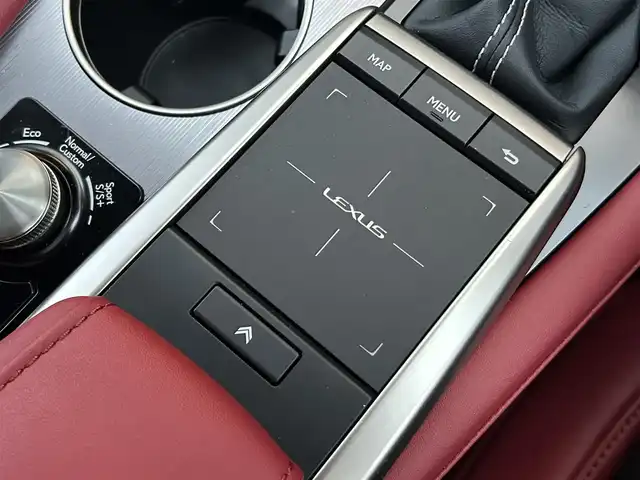 レクサス ＲＸ 300 Fスポーツ 福岡県 2021(令3)年 2万km ホワイトノーヴァガラスフレーク パノラマサンルーフ/ＬｅｘｕｓＳａｆｅｔｙＳｙｓｔｅｍ＋　/三眼LED/赤革シート/前席エアシート　/全席シートヒーター/ステアリングヒーター/純正ナビ　/全方位カメラ/フルセグTV/Bluetooth/前後ドライブレコーダー/純正２０インチアルミホイール/ETC2.0/取扱説明書/保証書