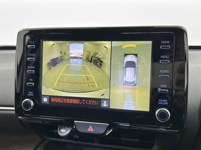 トヨタ ヤリスクロス ハイブリッド 宮城県 2021(令3)年 3.7万km ブラックマイカ/ホワイトパールクリスタルシャイン 2トーン 禁煙車/トヨタセーフティーセンス/・プリクラッシュセーフティーシステム/・レーダークルーズコントロール/・レーントレーシングアシスト/・パーキングサポートブレーキ/・オートマチックハイビーム/・クリアランスソナー/・ロードサインアシスト/アドバンストパーキングアシスト/ヘッドアップディスプレイ/純正8インチディスプレイオーディオ/（BT.AM.FM.USB.Miracast）/バックカメラ/フルセグテレビ/ビルトインETC/前後ドライブレコーダー/前席シートヒーター/運転席パワーシート/ハーフレザーシート/電動リアゲート/AUTOHOLD/ステアリングヒーター/革巻きステアリング/ステアリングスイッチ/プッシュスタート/スマートキー/スペアキー/純正フロアマット/純正18インチアルミホイール/LEDヘッドライト/横滑り防止機能/アイドリングストップ/コーナーセンサー