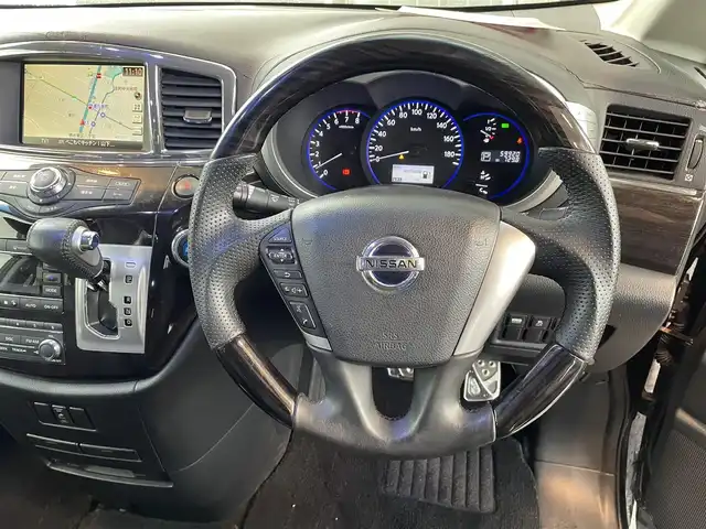 日産 エルグランド 250ハイウェイスター 大阪府 2011(平23)年 6万km ファントムブラック ”(株)IDOMが運営する【じしゃロン堺店】の自社ローン専用車両になります。/こちらは現金またはオートローンご利用時の価格です。自社ローンご希望の方は別途その旨お申付け下さい”