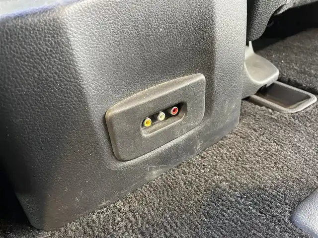 日産 エルグランド 250ハイウェイスター 大阪府 2011(平23)年 6万km ファントムブラック ”(株)IDOMが運営する【じしゃロン堺店】の自社ローン専用車両になります。/こちらは現金またはオートローンご利用時の価格です。自社ローンご希望の方は別途その旨お申付け下さい”