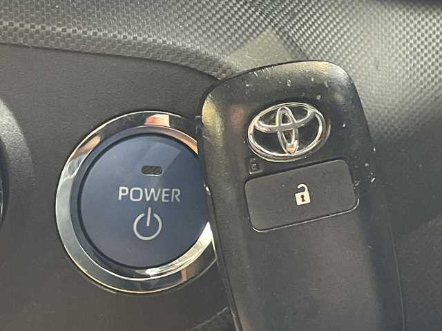 トヨタ ライズ G 愛知県 2022(令4)年 4.8万km レーザーブルークリスタルシャイン 純正ディズプレイオーディオナビ/コーナーセンサー/純正アルミホイール/LEDヘッドライト/オートライト/ETC/衝突軽減システム/Bluetooth/ステアリングスイッチ/スマートキー/プッシュスタート