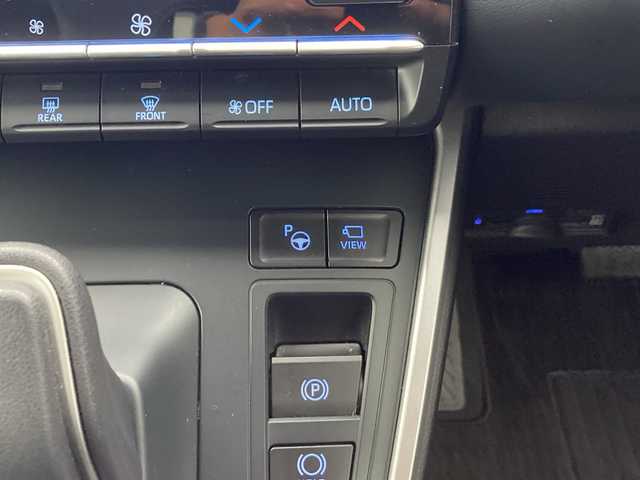 トヨタ ノア ハイブリッド S－Z 佐賀県 2022(令4)年 3.9万km ホワイトパールクリスタルシャイン 純正10.5インチディスプレイオーディオ/パノラマミックビューモニター/純正フリップダウンモニター/両側パワースライドドア/プリクラッシュセーフティ/レーンディパーチャーアラート/オートハイビーム/アダプティブクルーズコントロール/アドバンスドパーク/ブラインドスポットモニター/リアクロストラフィックアラート/クリアランスソナー/ドライバーモニター/電動パーキングブレーキ/オートブレーキホールド/ハーフレザーシート/シートヒーター/ステアリングリモコン/ドライブレコーダー/プッシュスタート/スマートキー/LEDヘッドライト/フォグライト/純正アルミホイール