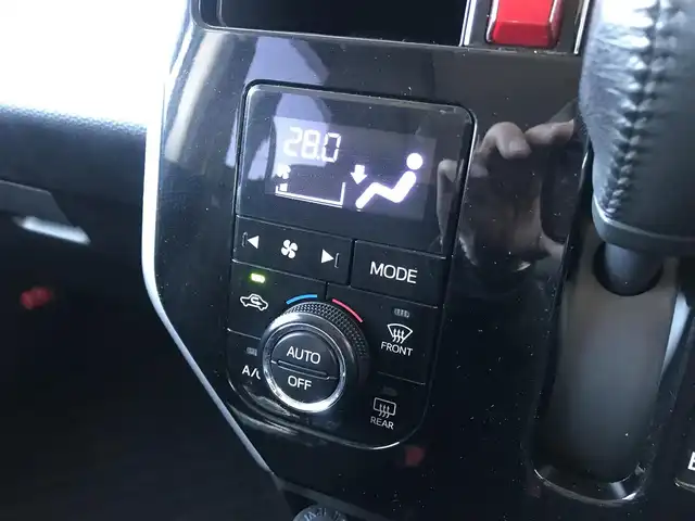 トヨタ ルーミー カスタムG－T 栃木県 2018(平30)年 11.3万km ブライトシルバーM (株)IDOMが運営する【じしゃロン小山店】の自社ローン対象車両になります。こちらは現金ご利用時の価格です。/自社ローンご希望の方は別途その旨お申付け下さい。//ワンオーナー/禁煙車/純正ワンセグナビ/（CD/AM/FMラジオ）/(Bluetooth)/スマートキー/プッシュスタート/バックカメラ/ＥＴＣ/両側パワースライドドア/車線逸脱警報/プリクラッシュセーフティ/クルーズコントロール/コーナーセンサー/後部座席サンシェード/アイドリングストップ/ステアリングリモコン/電動格納ドアミラー/パワーウインドウ/オートライト/防眩ミラー