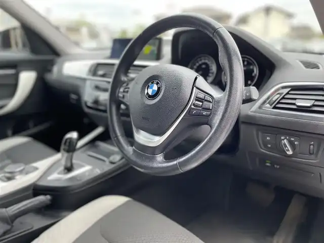 ＢＭＷ １１８ｄ スタイル 栃木県 2018(平30)年 5.8万km ミネラルホワイト コンフォートアクセス/インテリジェントセーフティ/ナビ/バックカメラ/ミラーETC/オートライト/LEDヘッドライト/PDC/クルーズコントロール/ハーフレザー /シートヒーター /ドラレコ前後/スタッドレス付きアルミ4本積込