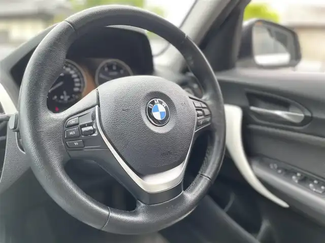 ＢＭＷ １１８ｄ スタイル 栃木県 2018(平30)年 5.8万km ミネラルホワイト コンフォートアクセス/インテリジェントセーフティ/ナビ/バックカメラ/ミラーETC/オートライト/LEDヘッドライト/PDC/クルーズコントロール/ハーフレザー /シートヒーター /ドラレコ前後/スタッドレス付きアルミ4本積込