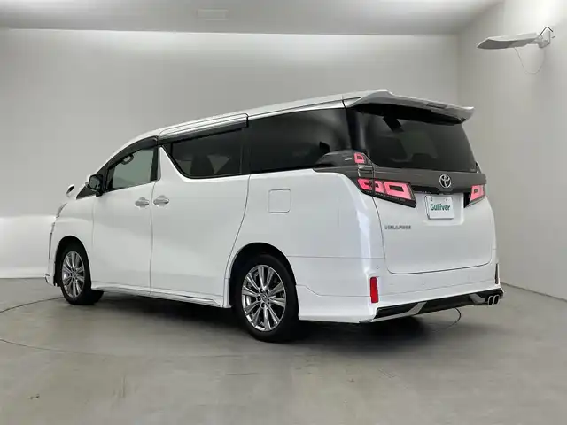 トヨタ ヴェルファイア ゴールデンアイズⅡ 埼玉県 2021(令3)年 3.1万km ホワイトパールクリスタルシャイン Wサンルーフ　モデリスタ　純正９インチディスプレイオーディオ　フリップダウンモニター　バックカメラ　デジタルミラー　ＢＳＭ　ＡＣ１００Ｖ　三眼ＬＥＤ　ビルトインＥＴＣ２．０　両側パワースライドドア　ＴＶ
