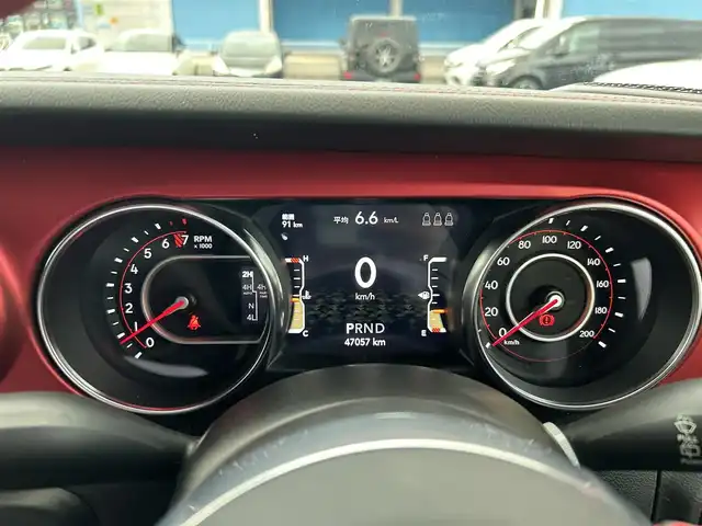 クライスラー・ジープ ラングラー アンリミテッド ルビコン 滋賀県 2022(令4)年 4.7万km 白 ワンオーナー/ブラックレザーシート／シートヒーター/ステアリングヒーター/純正ナビ/純正オーディオ（トランクアルパイン）/バックカメラ/フルセグテレビ/アイドリングストップ/クルーズコントロール/ETC
