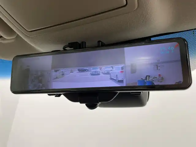 トヨタ ランドクルーザー プラド TZ－G 富山県 2020(令2)年 8.4万km ホワイトパールクリスタルシャイン 4WD/7人乗り/モデリスタエアロ/サンルーフ/純正ナビ（FM/AM/BT）/AppleCarPlay/AndroidAuto/フルセグTV/全方位カメラ/レーダークルーズコントロール/本革シート/前席パワーシート/D席シートメモリー/前席エアシート/ビルトインETC2.0/前後ドライブレコーダー/スマートキー/スペアキー1本/プッシュスタート/レーンキープアシスト/衝突被害軽減システム/BSM/前後コーナーセンサー/センターデフロック/ダウンヒルアシストコントロール/純正フロアマット/ラゲッジマット/パドルシフト/純正19インチAW