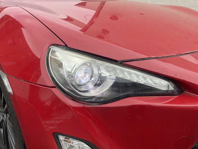 トヨタ ８６ GT リミテッド 広島県 2012(平24)年 1.1万km ライトニングレッド /登録時走行距離/　　　　　　　11096キロ/ワンオーナー/純正ナビ/バックカメラ/地デジ/前席シートヒーター/スペアキー×１/ETC/新車時整備手帳/　　【保証書】/取扱説明書/