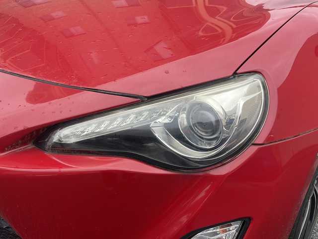 トヨタ ８６ GT リミテッド 広島県 2012(平24)年 1.1万km ライトニングレッド /登録時走行距離/　　　　　　　11096キロ/ワンオーナー/純正ナビ/バックカメラ/地デジ/前席シートヒーター/スペアキー×１/ETC/新車時整備手帳/　　【保証書】/取扱説明書/
