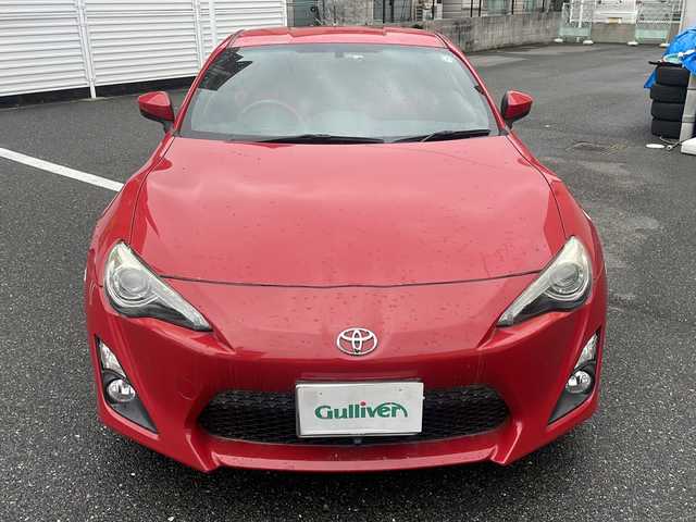 トヨタ ８６ GT リミテッド 広島県 2012(平24)年 1.1万km ライトニングレッド /登録時走行距離/　　　　　　　11096キロ/ワンオーナー/純正ナビ/バックカメラ/地デジ/前席シートヒーター/スペアキー×１/ETC/新車時整備手帳/　　【保証書】/取扱説明書/