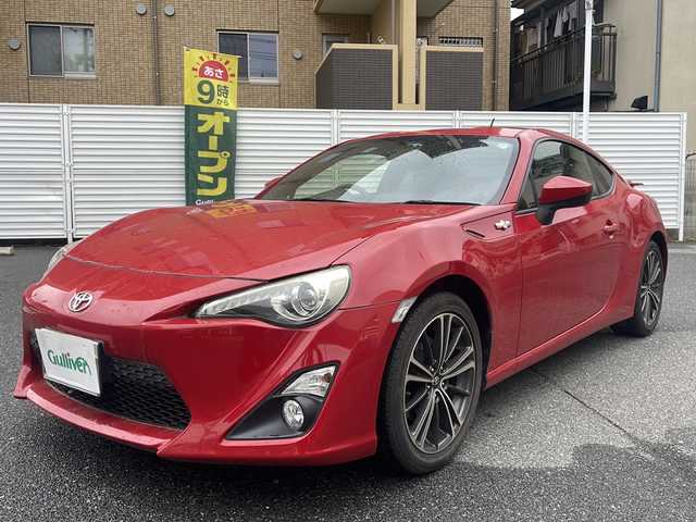 トヨタ ８６ GT リミテッド 広島県 2012(平24)年 1.1万km ライトニングレッド /登録時走行距離/　　　　　　　11096キロ/ワンオーナー/純正ナビ/バックカメラ/地デジ/前席シートヒーター/スペアキー×１/ETC/新車時整備手帳/　　【保証書】/取扱説明書/