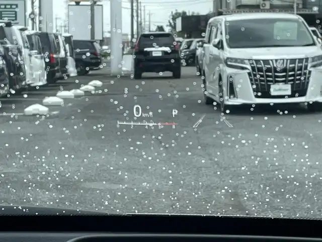 トヨタ ヤリス ハイブリッド Z 千葉県 2020(令2)年 4.6万km ブラック/アバンギャルドブロンズメタリック トヨタセーフティーセンス/・プリクラッシュセーフティー/・レーンディパーチャーアラート/・リヤクロストラフィックアラート/・パーキングサポートブレーキ/・ロードサインアシスト/・ブラインドスポットモニター/・アダプティブクルーズコントロール/純正ディスプレイオーディオ/・ナビ/Bluetooth/パノラミックビューカメラ/ハーフレザーシート/前席シートヒーター/パーキングアシスト/スマートキー/コーナーセンサー/ヘッドアップディスプレイ/純正LEDヘッドライト/フォグランプ/純正16インチアルミホイール/ETC/本革巻ステアリング/ドアバイザー/ヘッドライトレベライザー/サイド＆カーテンエアバッグ/新車時保証書＆取扱説明書