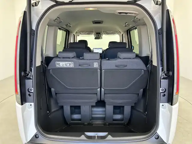ホンダ ステップワゴン eHEV エアー EX 愛知県 2025(令7)年 0.1千km パール 登録済未使用車/純正ナビ/・フルセグ/・Bluetooth/・Apple Car Play/・Android Auto/・CD/・DVD/両側パワースライドドア/前席シートヒーター/バックカメラ/追従型クルコン/レーンキープアシスト/衝突軽減ブレーキ/コーナーセンサー/盗難防止装置/横滑り防止装置/純正アルミホイール/LEDヘッドライト/スマートキー/スペアキー/保証書/取扱説明書