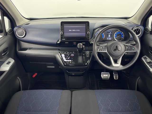 三菱 ｅＫクロス T 秋田県 2022(令4)年 2万km サファイアブルーメタリック 4WD/マイパイロット/純正ディーラーOPナビ/　（CD/DVD/Bluetooth/TV）/全方位カメラ/バックカメラ/デジタルインナーミラー/ステアリングスイッチ/革巻きハンドル/ETC/前席シートヒーター/電動格納ミラー/プッシュスタート/純正フロアマット/社外アルミホイール/クリアランスソナー/LEDヘッドライト/フォグランプ/オートライト/スマートキー