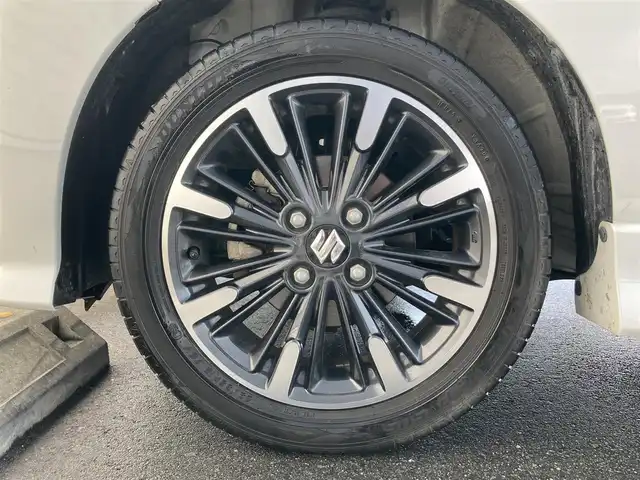 スズキ スペーシア カスタム HYBRID XS 静岡県 2019(平31)年 5.7万km ピュアホワイトP スズキセーフティサポート/社外メモリーナビ(MDV-Z704W)/　AM FM CD DVD Bluetooth USB SD/フルセグTV/ビルトインETC/LEDオートヘッドランプ/リアクリアランスソナー/ハーフレザーシート/シートヒーター(運転席)/両側パワースライドドア/純正15インチアルミホイール/スマートキー2本/リアサンシェード/後席7インチモニター/バックモニター/前後方ドライブレコーダー